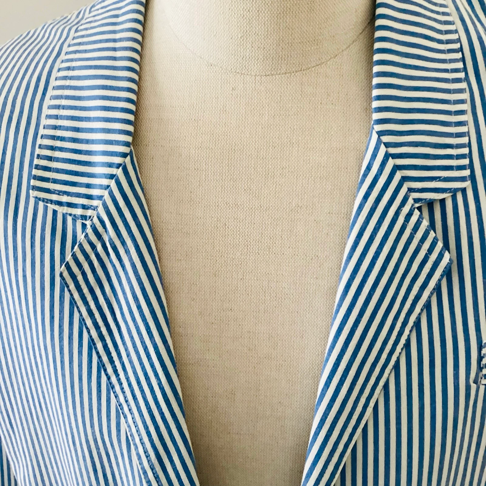 Blauw lichtblauw en wit gestreepte katoenen blazer, maat 3, controleer uw maten in de advertentie – photo 6